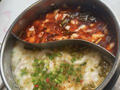 -德林酸菜鱼火锅(南丹店)