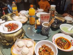 -老湖南民间菜·牛肉十八炒(花都店)