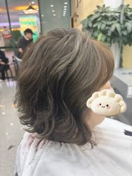 -韩国丽安形象设计