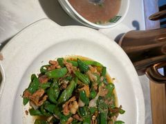 -绿草地·湘菜(酃湖师院店)