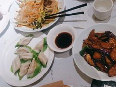 -关东小磨东北菜(漕河泾印象城店)