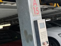 -万象城-停车场