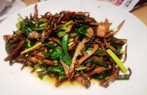 Jinggangshan Smoked Bamboo Shoots Stir-Fried with Smoked Pork