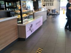 面包甜点陈列柜-麦当劳(健德桥得来速店)