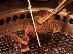 -铭牛烧肉·和牛海鲜自助(高新月牙湖店)