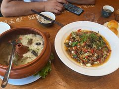 -老滇山寨•云南特色菜•地方菜•民族风情歌舞表演(经开区店)