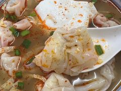 -胖子馄饨坊