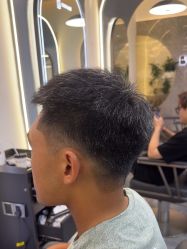 -苏奇发型·烫发染发