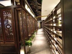 -野山舂·贵州现舂酸汤牛肉(民生路店)