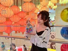 -m豆巧克力世界(上海世茂广场店)