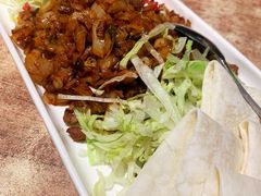 薄饼羊肉卷-耶里夏丽·丝路新疆菜·清真食品(徐汇南丹东路臻选店)