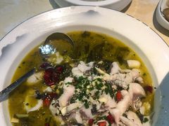 -魏铭鱼头捞饭(晋阳路店)