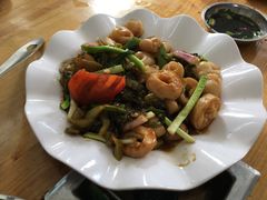 酸菜炒大肠-鸿渡渔庄·特色鸭咀鱼