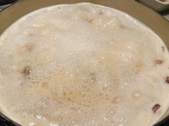 -尚尚仙·酸汤猪手·猪肚鸡火锅(华联万柳购物中心店)