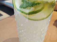 -必胜客(大宁路店)