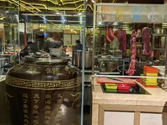 -大中华希尔顿酒店-念自助餐·嗨啤·小龙虾