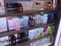 -王权免税店(普吉机场店)
