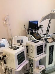 -成都苗方清颜专业祛痘