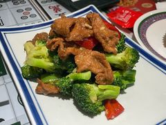 西兰花炒牛肉-香港新曜记茶餐厅(星耀城店)