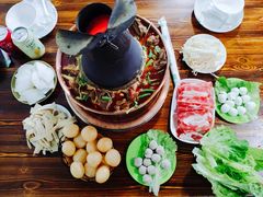 -御味老北京羊蝎子火锅&特色龙虾(菜场路店)