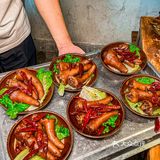 🪭重庆人民的松弛感，居民楼下的地道老火锅🔥