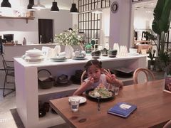 大堂-洪小鹏生活美学馆(领SHOW天地店)