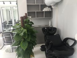-TRIMS HAIR 修剪造型·烫染接发