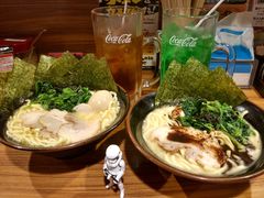 -横浜家系ラーメン壱角家(新宿アルタ裏店)