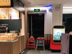 -麦当劳(中唱大厦店)