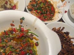 -爱碗亭·鲜炒湖南菜(壹城中心店)