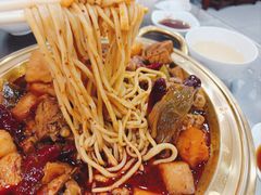 -牛一嘴·兰州牛肉面·大盘鸡(财富中心店)