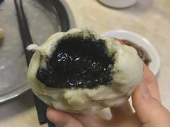 黑芝麻包-老陶包子铺(南大西南村店)