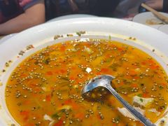-小三峡食府(西五路店)