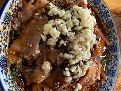 拌核桃肉-赵姐猪耳朵饭店