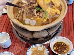 -沙胆彪炭炉牛杂煲(上海日月光广场店)