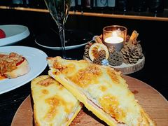 -wineapp葡萄酒餐吧(外滩金融中心店)