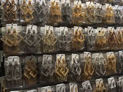 -泰康仰忠精品批发城