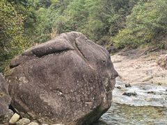 -鄣山大峡谷