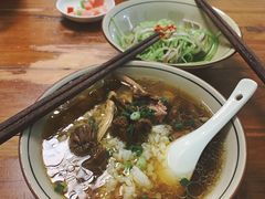 姬松茸鸡汤泡饭-玉滋補