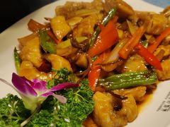 -香巴拉云南餐厅(华莱坞店)