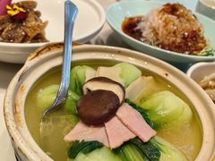 -满江红四季餐厅 · 国家五钻级酒家(新纪元大酒店店)