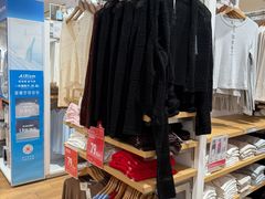 -优衣库(北京枫蓝国际广场店)