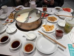 -海底捞火锅(长宁路龙之梦店)