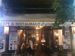 -Old House Restaurant