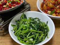 -独一佳老胡湘菜馆(高新店)