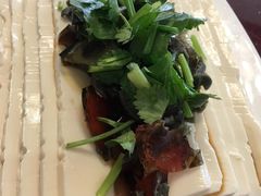 -鸿亨泰杂鱼馆(港馨家园店)