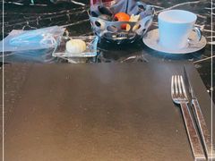 -L'ATELIER de Joel Robuchon(外滩18号店)