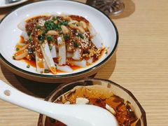 -渝信川菜 · 川味家常菜(财富购物中心店)