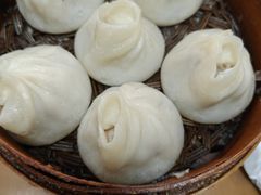 蟹黄小笼汤包-常鲜德乐购迎桂馒头店(麻巷公寓店)
