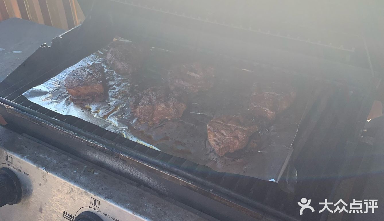 咋能不自己动手烧烤一把呢